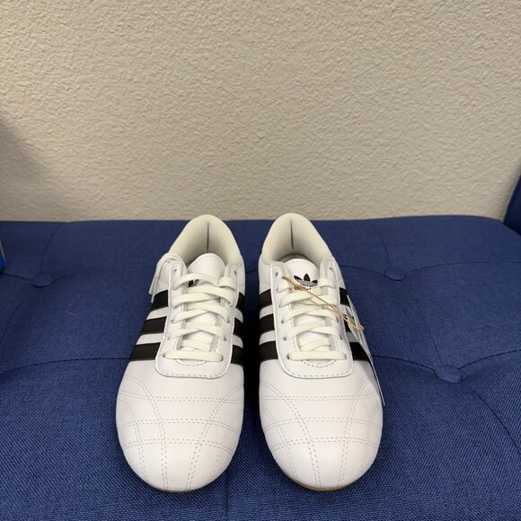 Adidas Shoes - Adidas Taekwondo Shoes with laces